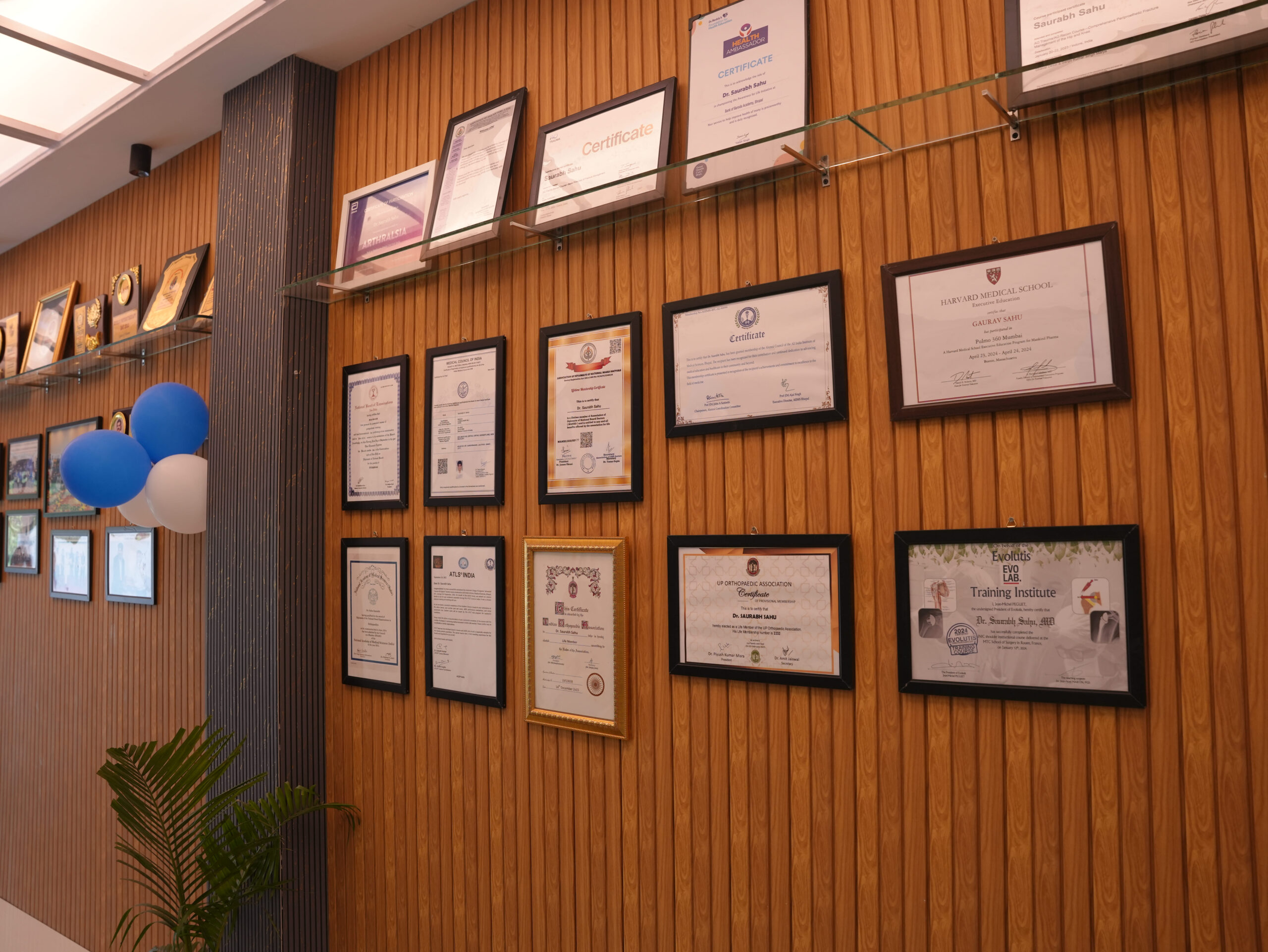 Image gallery marquee